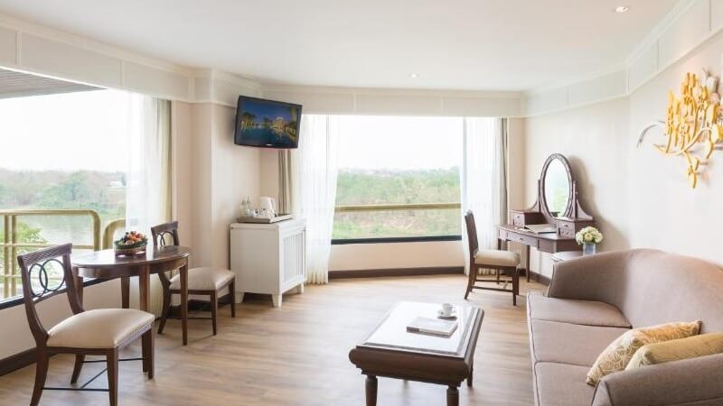 Suite with River View