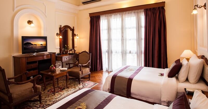 Colonial City Deluxe