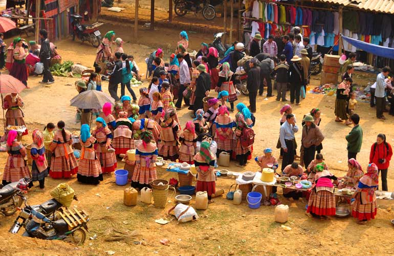 Bac Ha market