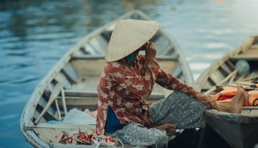 A Moment in Vietnam 8 Days