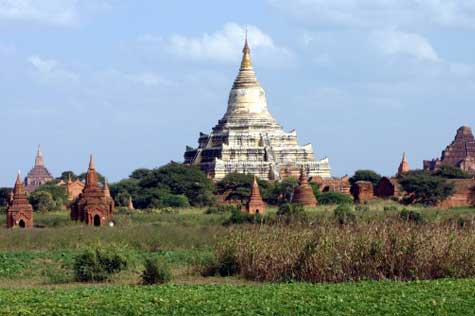 We will head to the renowned Shwesandaw Pagoda