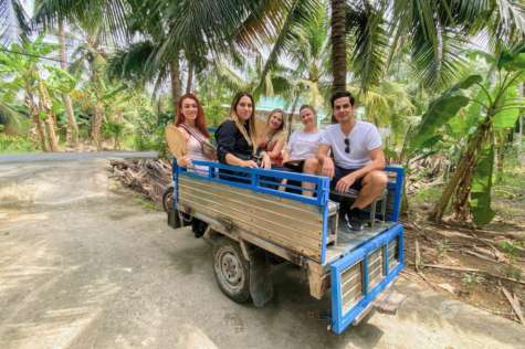 A local Xe Loi (motorized rickshaw) will take us into the jungle in Ben Tre