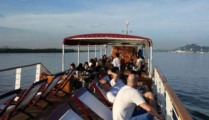 Bagan Half-Day Sightseeing Tour – Boat Trip in Bagan