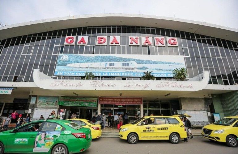 Danang train station to Hoian