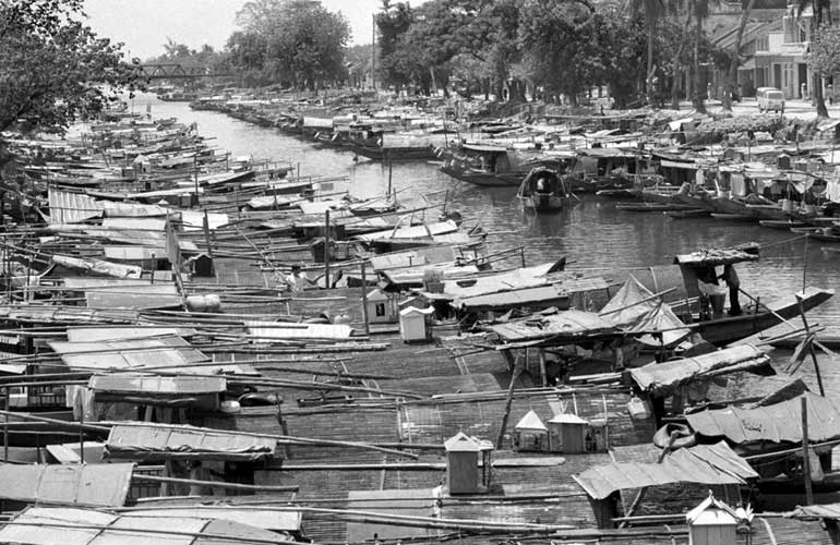 Huong River in the past