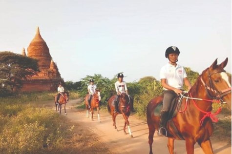 Bagan Horse Riding Tour Full Day